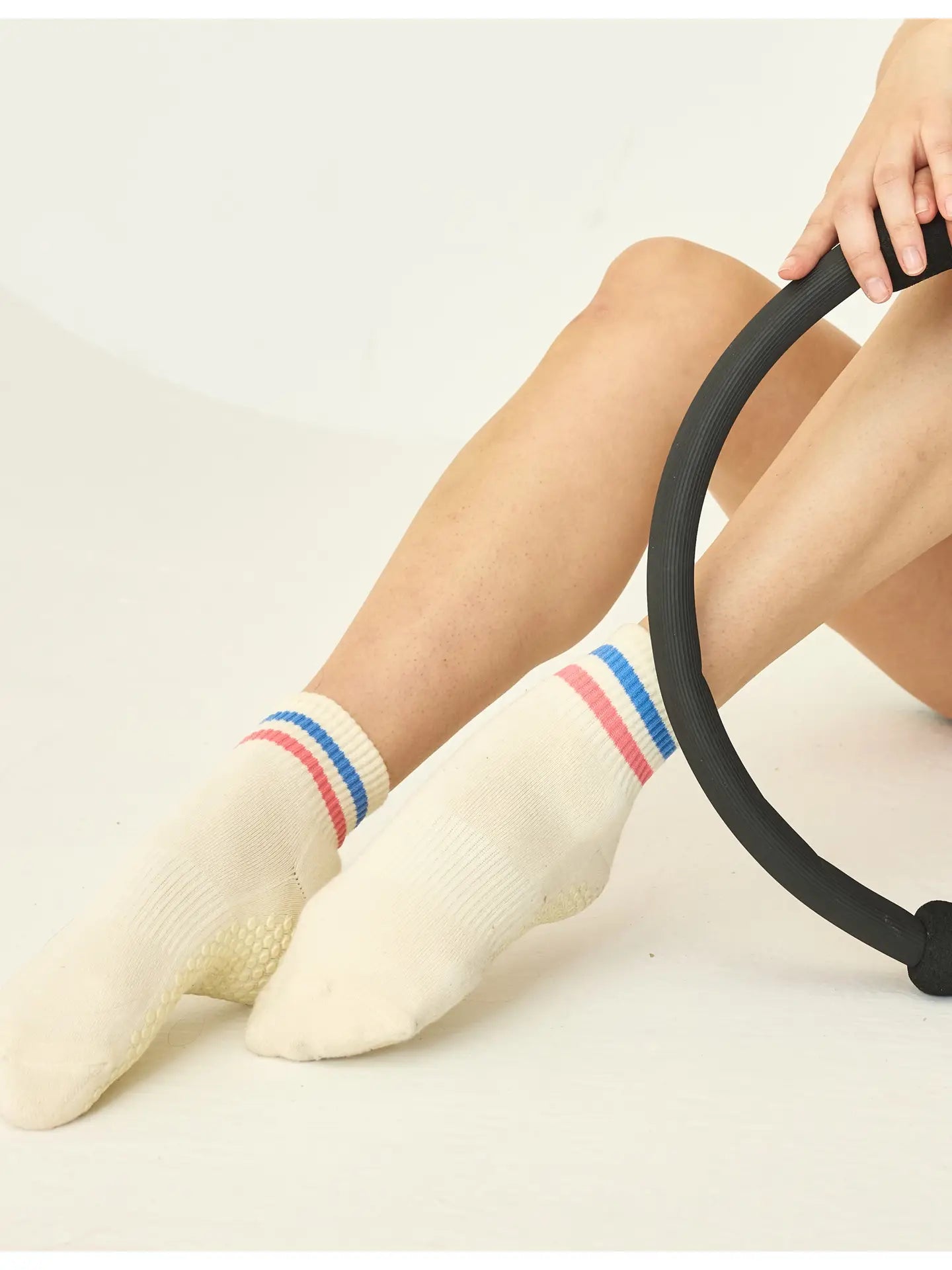 The Boyfriend Grip Socks (Striped)
