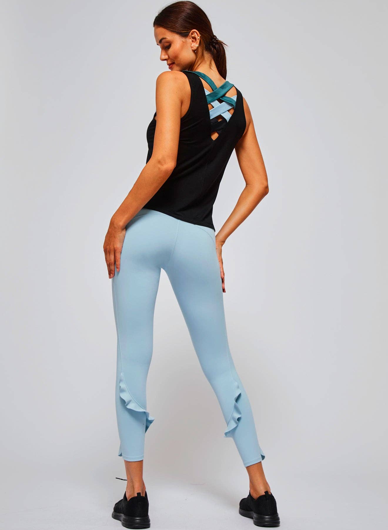 Urban Savage - Ruffle Legging: Black / M