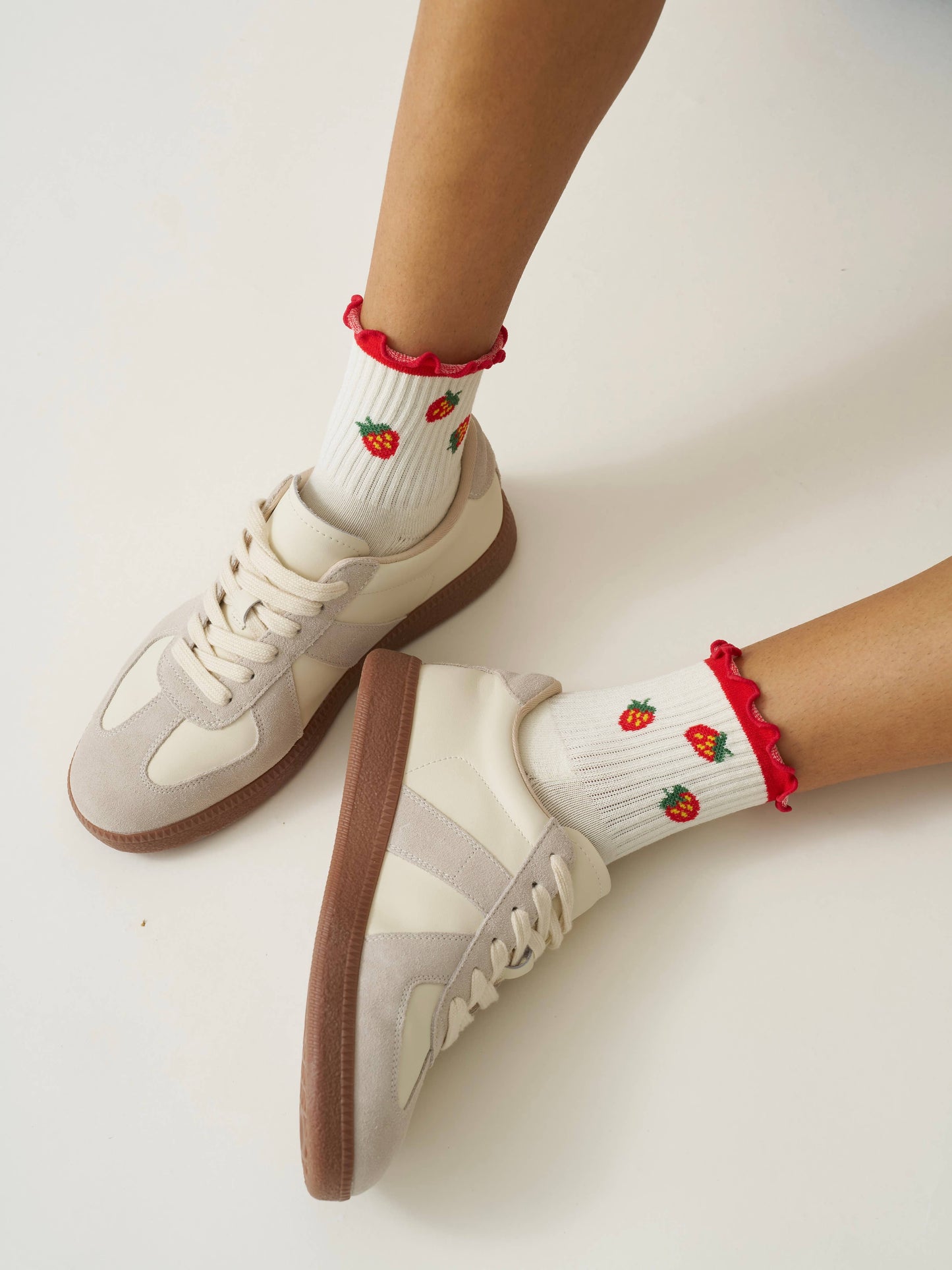 Effortless Club - Grip & Pilates Socks (Fruits)
