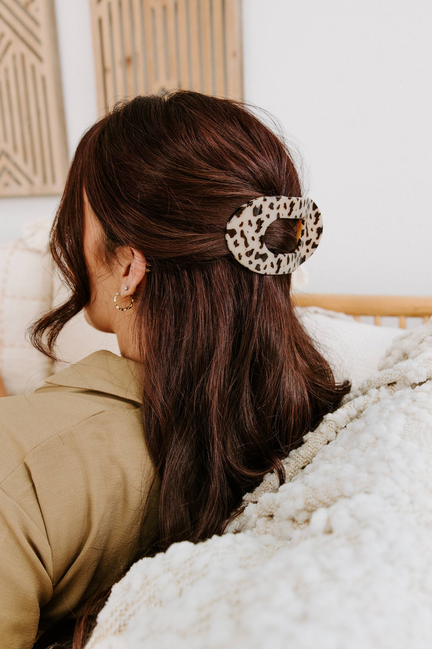 Round Hair Clip