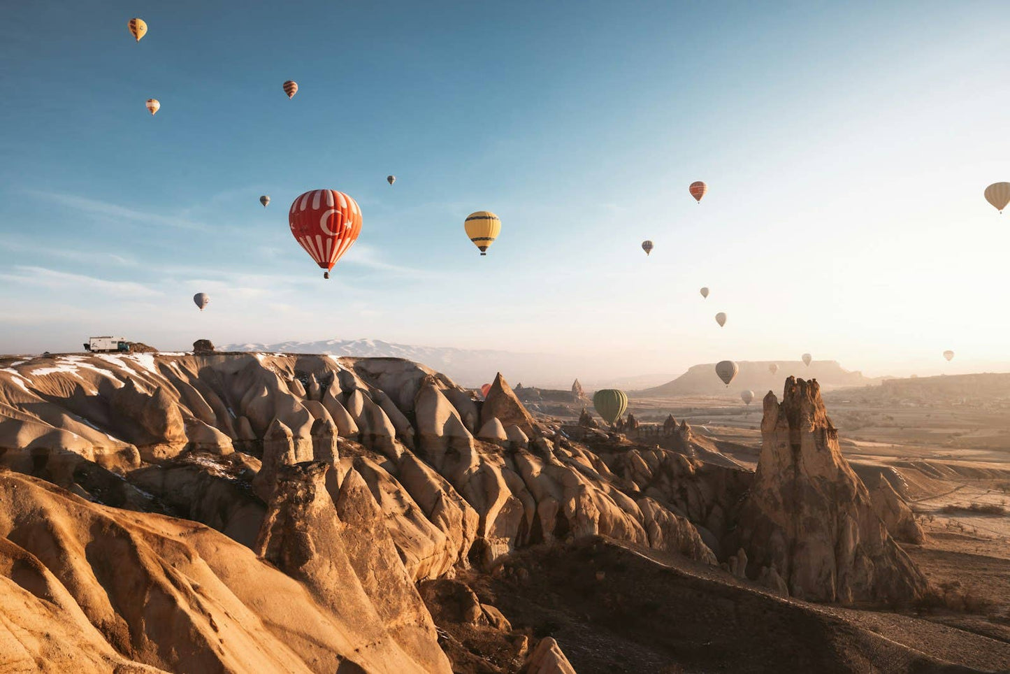 gestalten & teNeues - Life on the Road: Around the World on Four Wheels