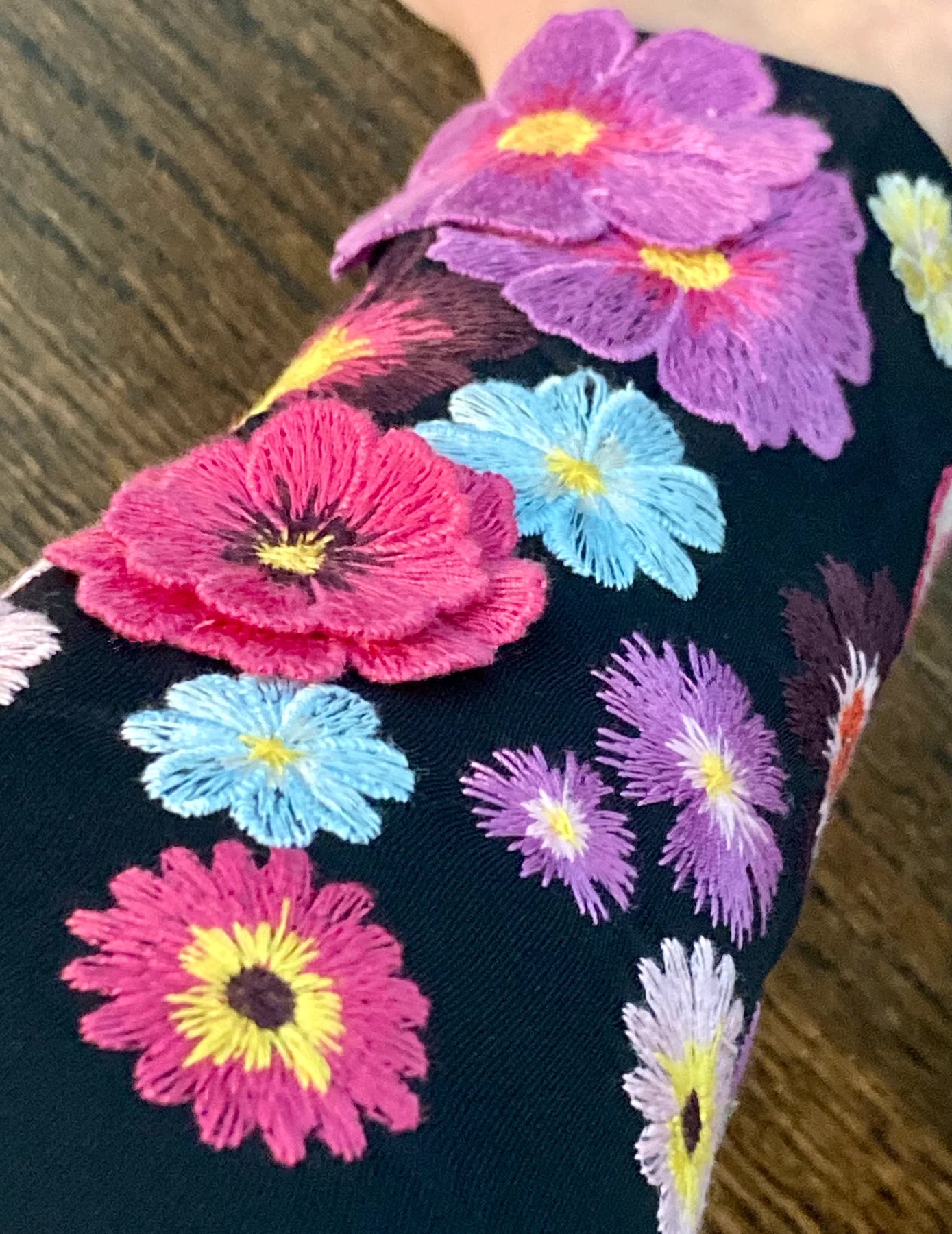 Bouquet Legging By Urban Savage - Pink Floral