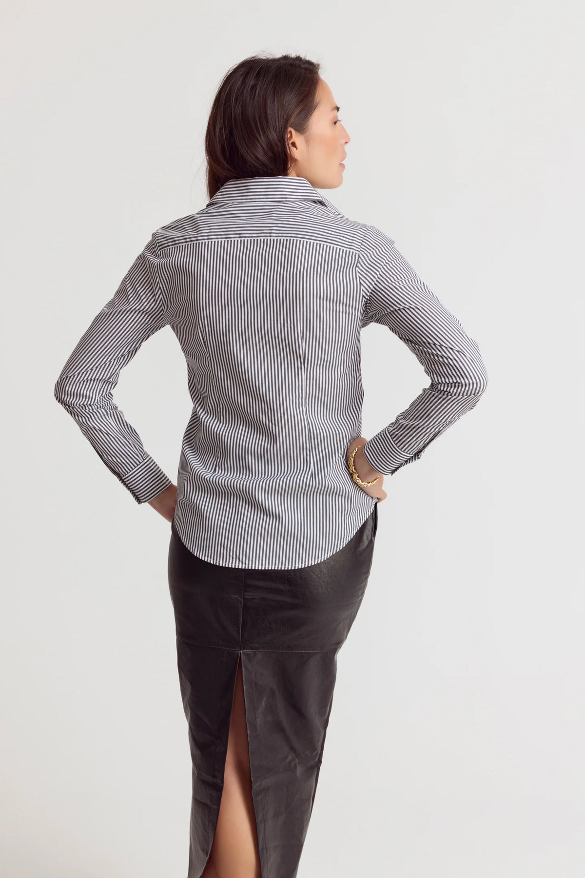 The Icon Shirt - Gunmetal/White Stripe