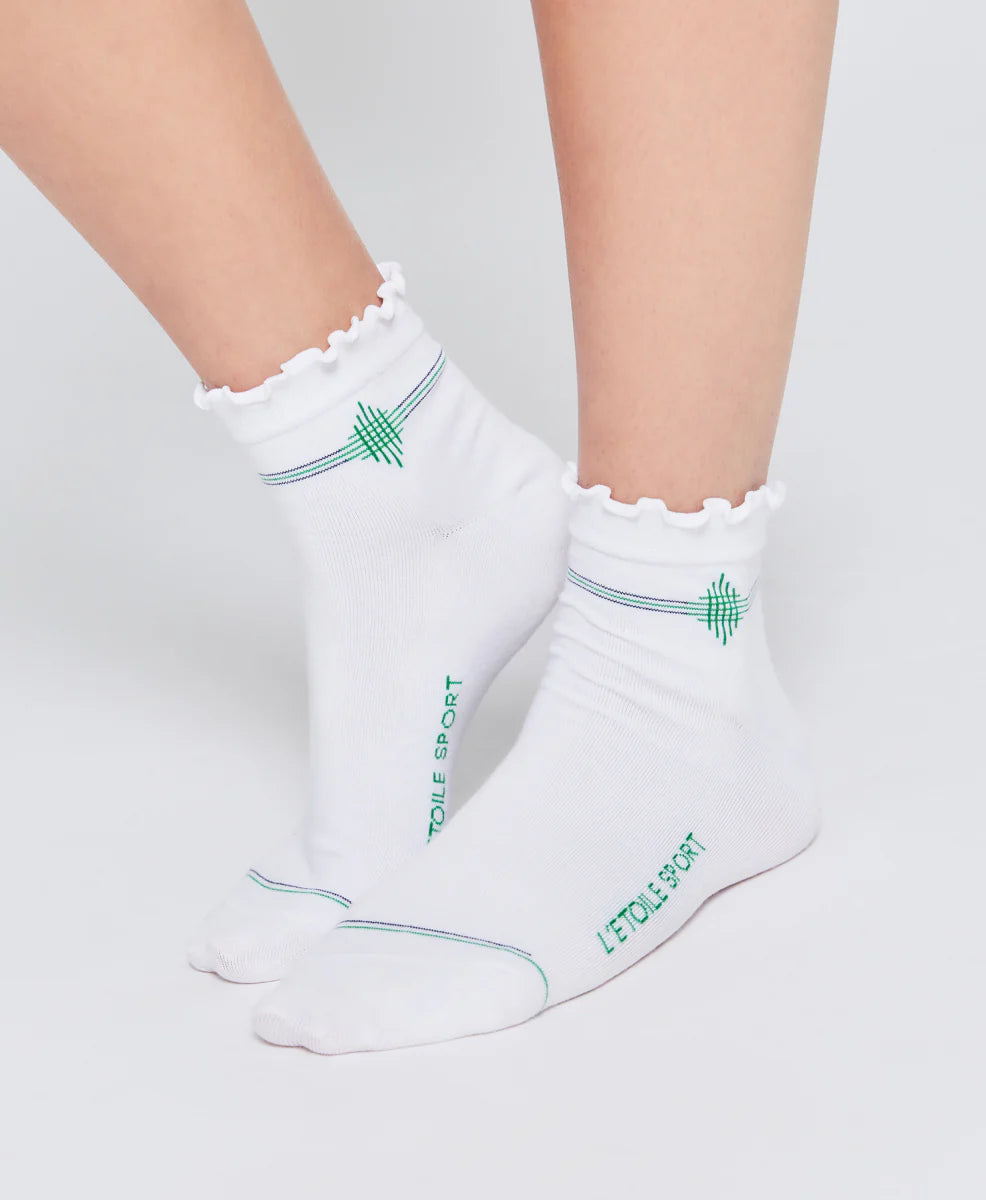 RUFFLE TRIM CREW SOCKS - 2 COLORS