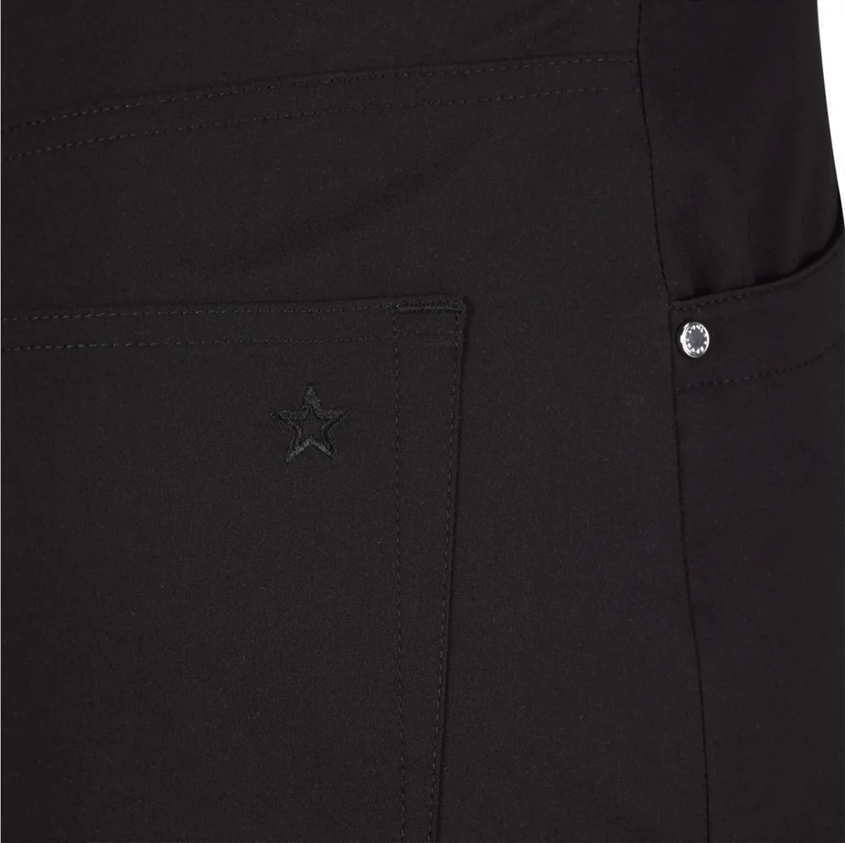 Stellar Stretch Skort 17" - Black