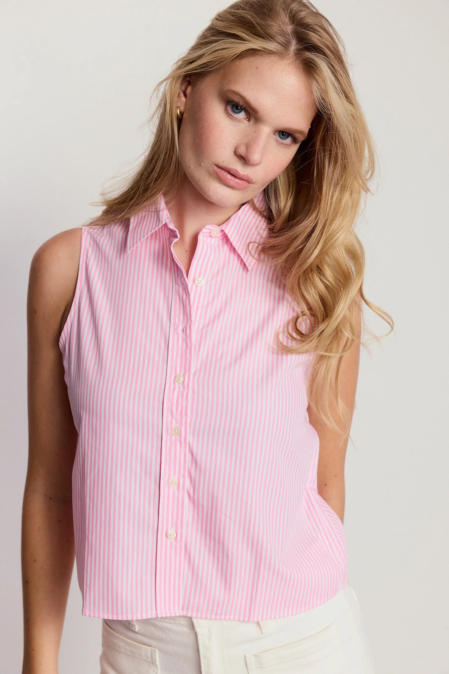 The Boxy Sleeveless Shirt