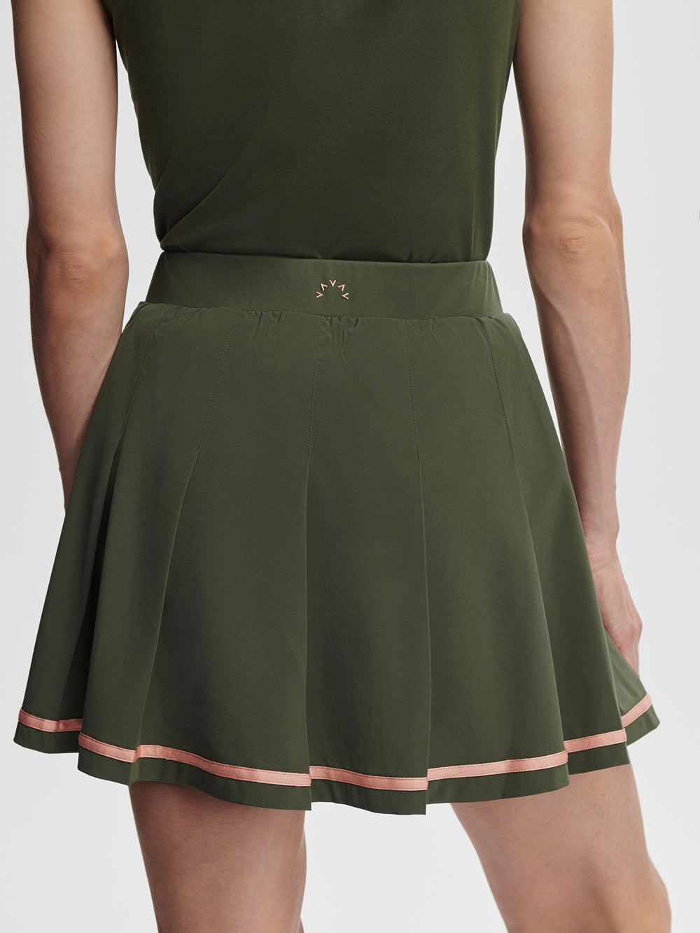 Deep Ivy Clarendon 2.0 High-Rise Skort 16"