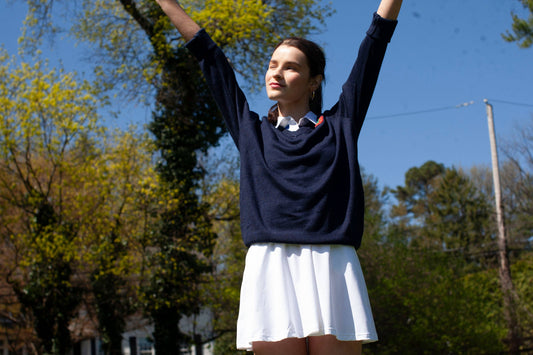 Club and Court - V-Neck Dad Sweater: Navy