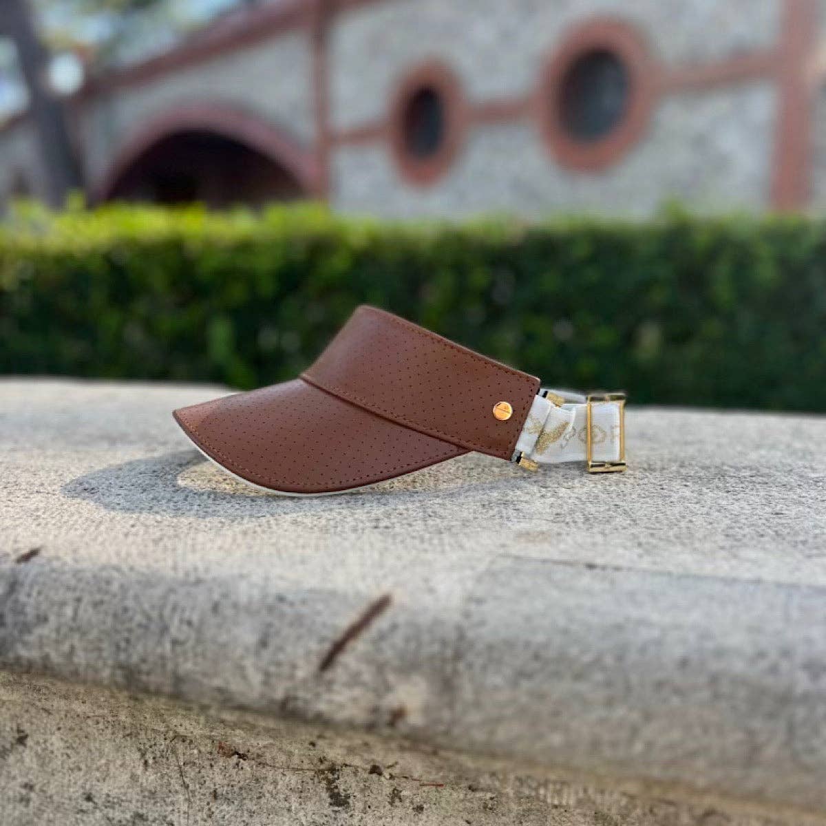 Fenix Sportier The Visor - Tan Leather & Gold